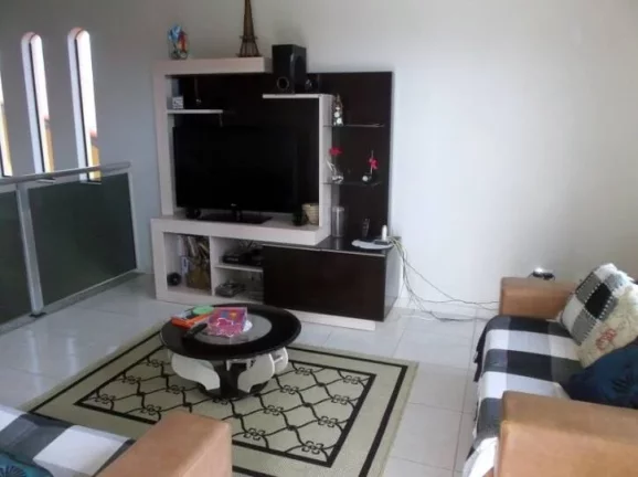 Imagem BELO SOBRADO LADO LINHA COM 4 SUITES