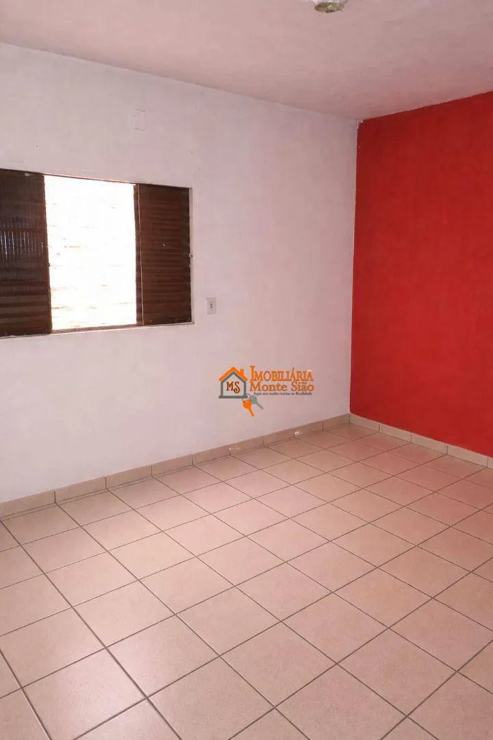 Imagem Sobrado com 4 dormitórios à venda por R$ 425.000 - Vila Carmela I - Guarulhos/SP