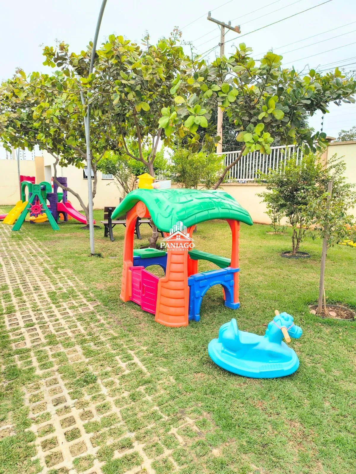Imagem CASA PARA ALUGAR COM 2/4 NO CONDOMINIO VIVA PARQUE