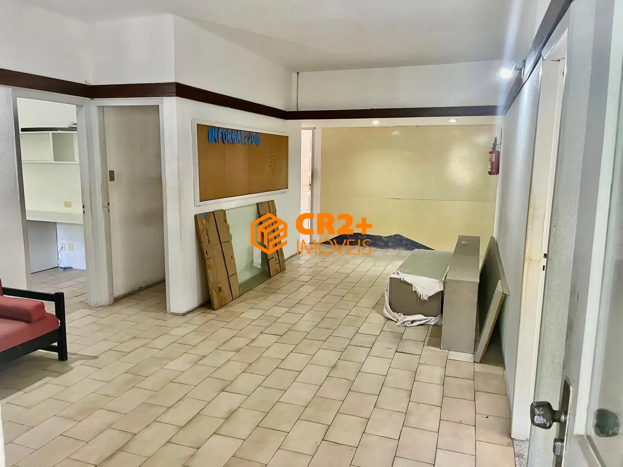 Imagem Vendo casa comércial equipada para clínica médica no Derby -370m²