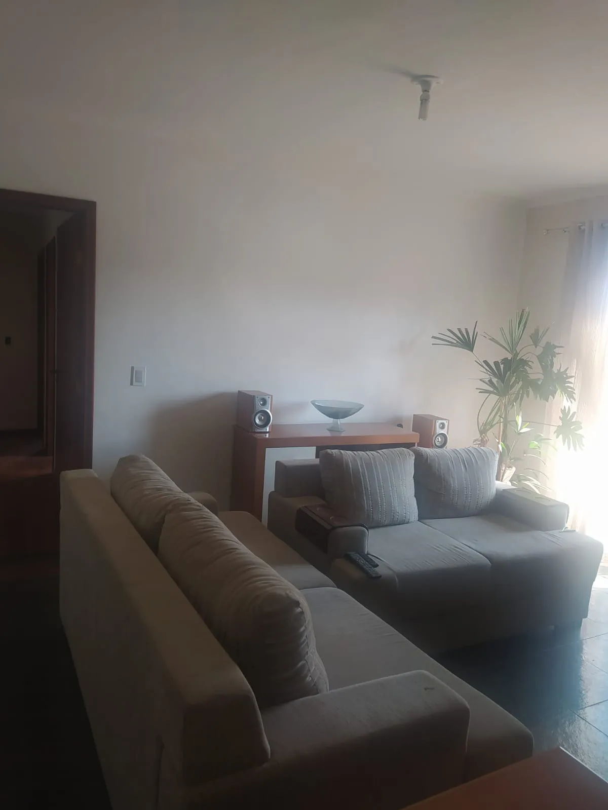 Imagem Amplo apartamento - Jardim Simus