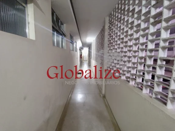 Imagem Linda Sala Living perto da praia com garagem demarcada no bairro do Boqueirão em Santos (SP) por R$.340.000,00 !