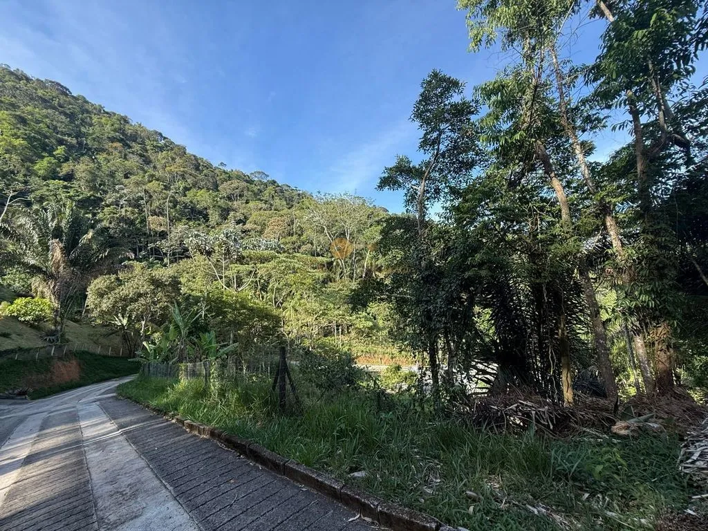 Imagem Terreno em Condomínio para Venda em Teresópolis / RJ no bairro Albuquerque