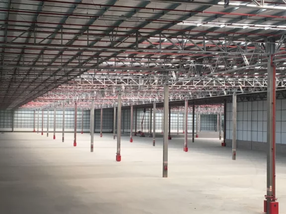 Imagem Galpão Comercial para Locação em Neópolis, Gravataí-RS 8 Vagas de Garagem 4.265,22 m² de Área