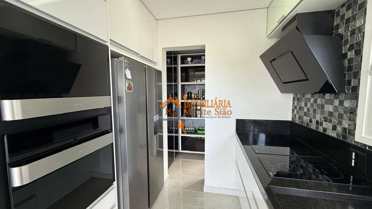 Imagem Sobrado com 5 dormitórios à venda, 450 m² por R$ 3.600.000,00 - Fazenda Rodeio - Mogi das Cruzes/SP