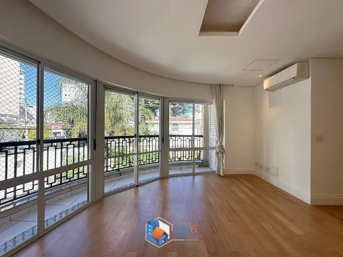 Imagem Casa no condomínio Quadra Real para venda com 3 quartos, sendo 3 suítes, 450m²