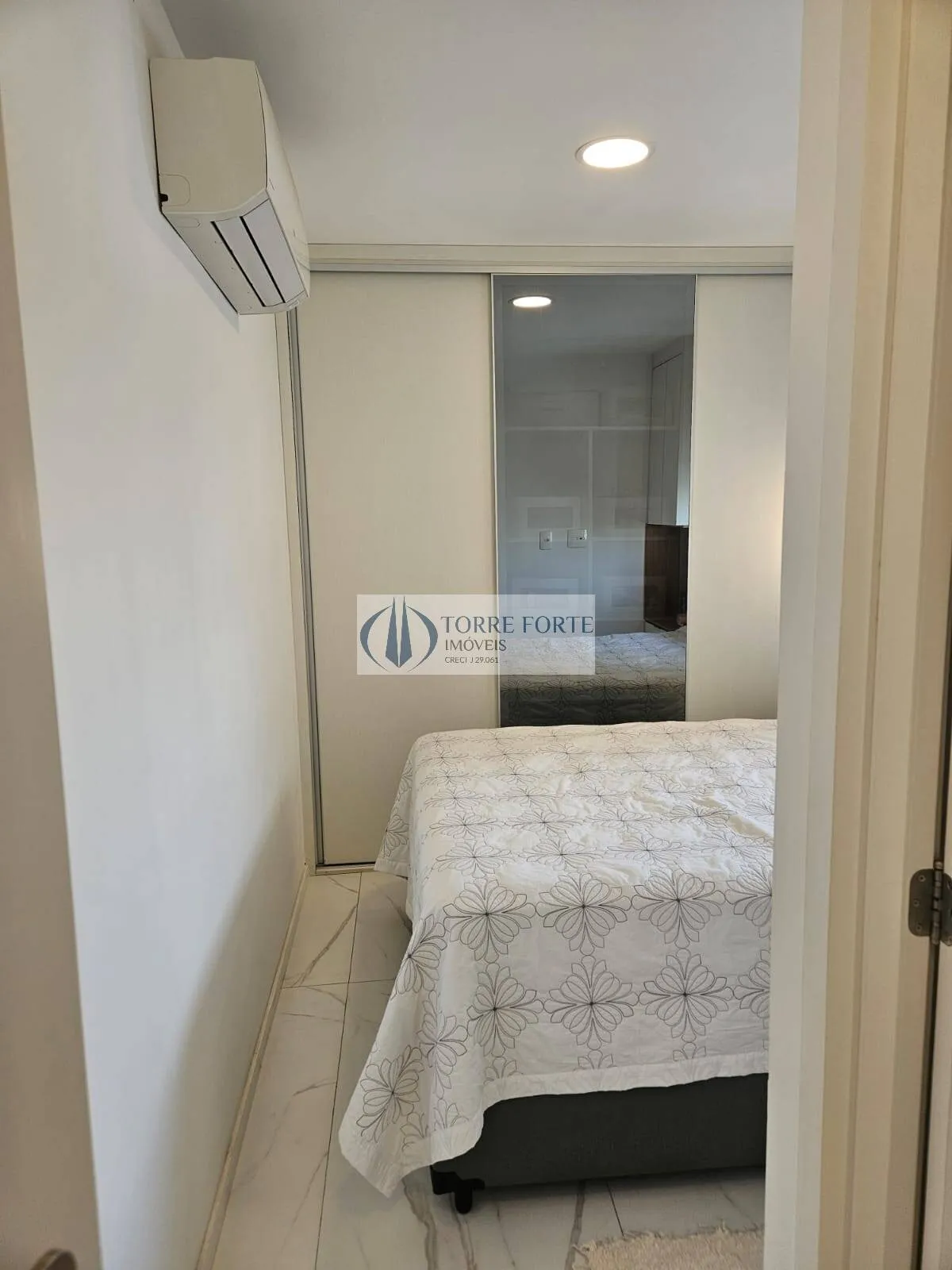 Imagem Lindo Apartamento com 2 dormitorios 1 vaga , Varanda na Barra Funda.