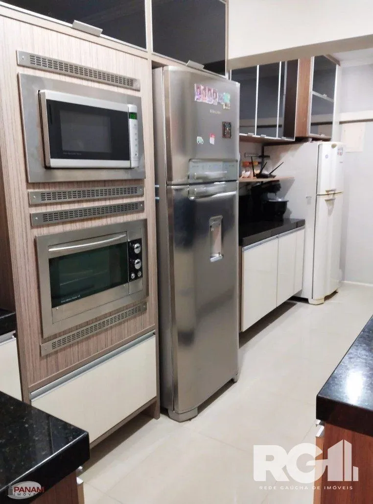 Imagem Apartamento 3 dor, semimobiliado com suíte e 2 vagas no Sarandi