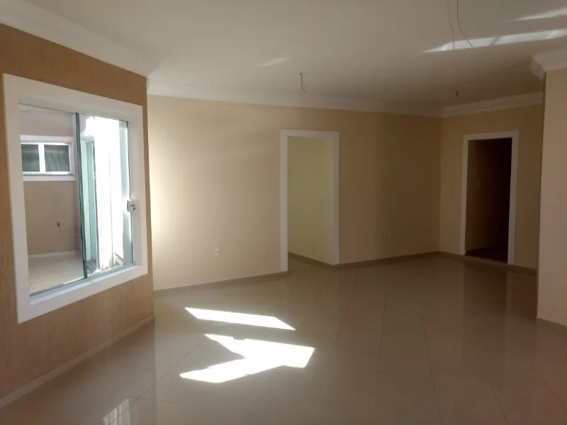 Imagem Casa Térrea no Bairro Deolinda Guerra em Sorocaba - 3 Quartos, Sendo 1 Suíte