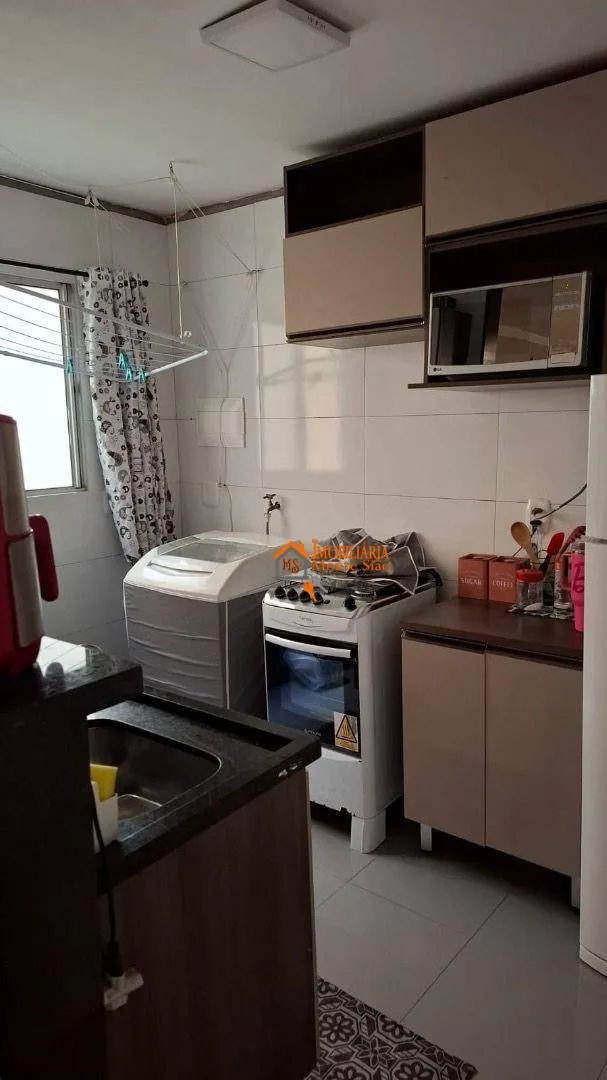 Foto do imóvel Apartamento com 2 dormitórios à venda, 43 m² por R$ 250.000,00 - Água Chata - Guarulhos/SP