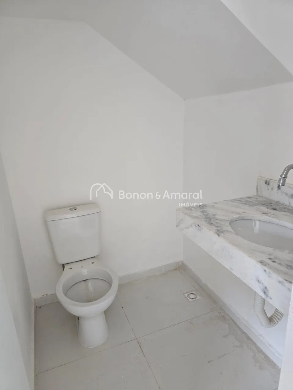 Imagem Casa com 2 quartos e lazer completo em condomínio de Betel