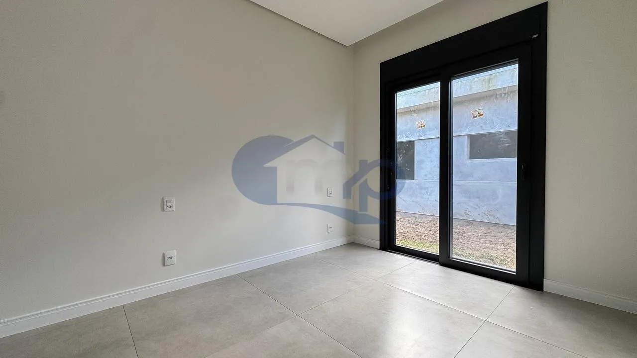 Imagem Casa de alto padrao com piscina privativa a venda na Costa do Mampituba, Passo de Torres/SC