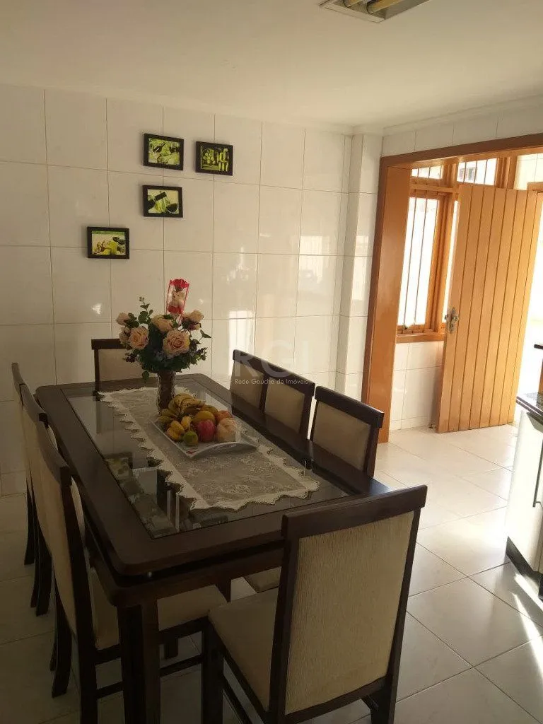 Imagem Casa Condominio para Venda - 237.24m², 3 dormitórios, sendo 1 suites, 2 vagas - Alto Petrópolis
