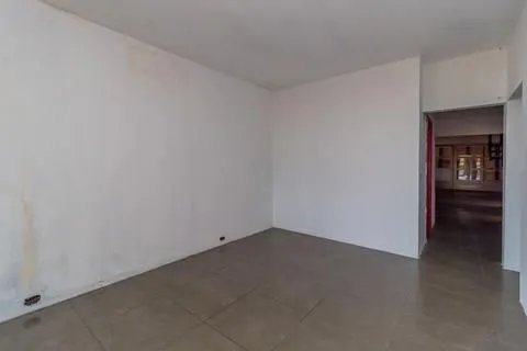 Imagem Oportunidade Única: Casa para Fins Residencial ou Comercial em Local Estratégico!