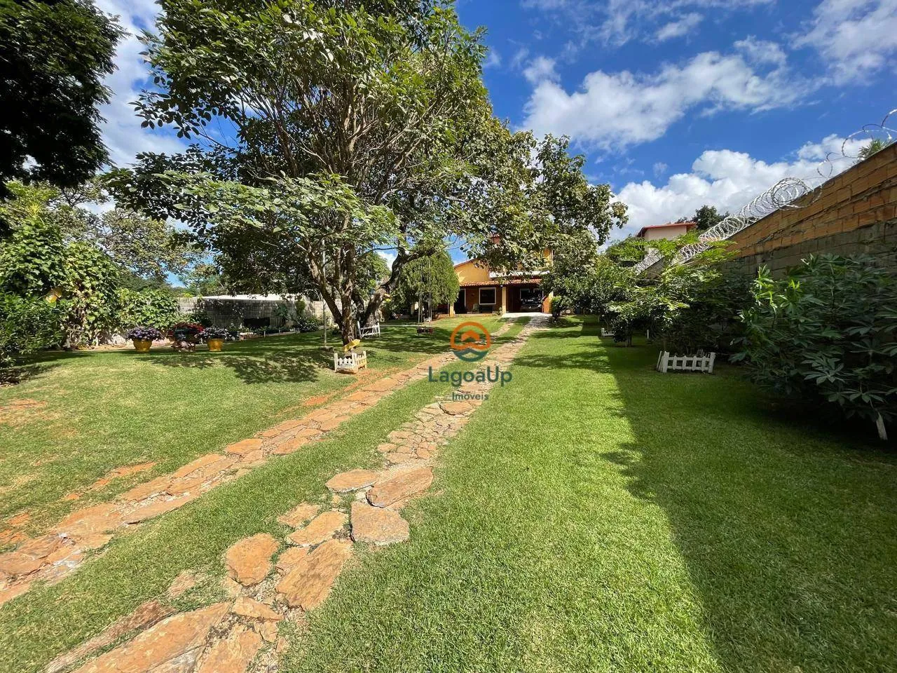 Imagem Casa com 4 dormitórios à venda, 140 m² por R$ 980.000,00 - Recanto da Lagoa - Lagoa Santa/MG