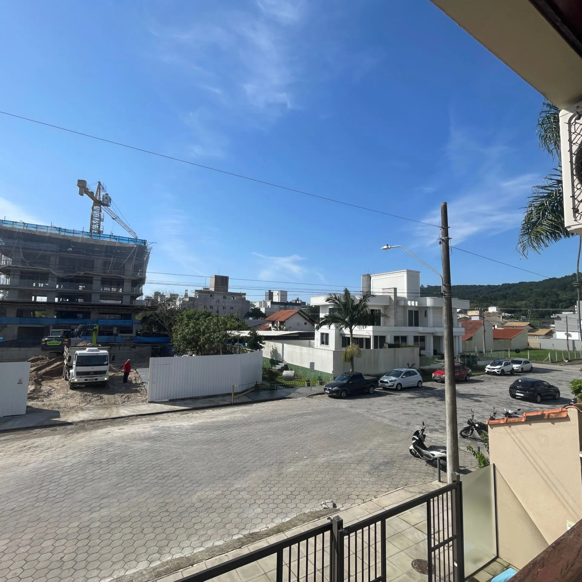 Imagem Apartamento de um dormitório, semimobiliado, para locação anual em Jurerê