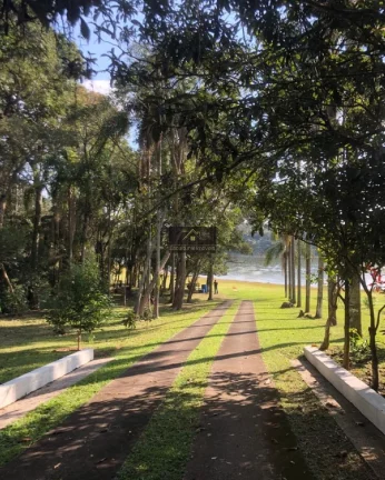 Imagem PARADISÍACO RANCHO RESIDÊNCIAL OU RAMO HOTELEIRO PÉ NA ÁGUA ÁREA 61,345 M MAIRINQUE YARCH CLUB REPRESA ITUPARARANGA 554 M CONSTRUÍDOS 7 DORMITÓRIOS