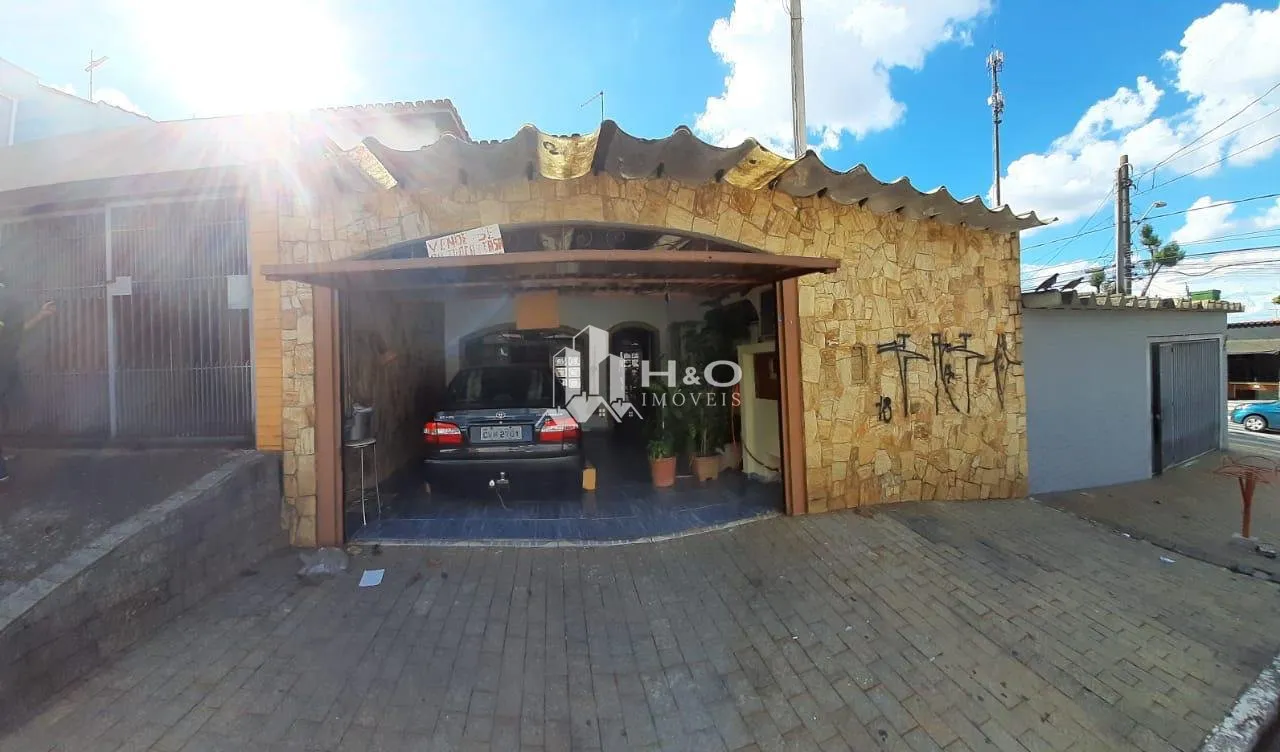 Imagem Sobrado à Venda na Vila Carmosina | 2 Dormitórios | 2 Vagas | Excelente Localização