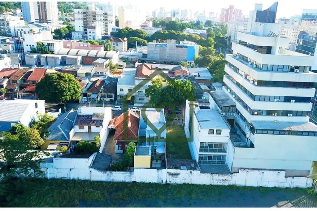 Imagem À venda: Terreno residencial ou comercial incrível de 220 m² em Porto Alegre, na prestigiada Rua ...
