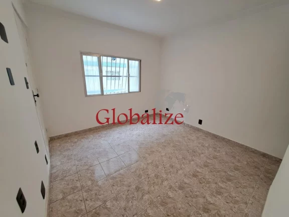 Imagem Apartamento térreo à venda com 50m², 2 quartos, 1 banheiro, 1 vaga por R$285.000,00 na Aparecida em Santos
