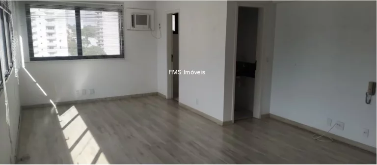 Foto do imóvel SALA COMERCIAL 35m² - 1 VAGA - CHACARA SANTO ANTONIO