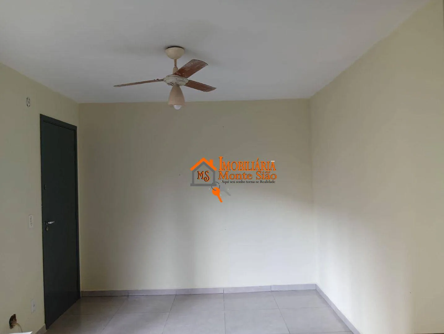 Imagem Apartamento com 2 dormitórios para alugar, 45 m² por R$ 1.679,99/mês - Água Chata - Guarulhos/SP