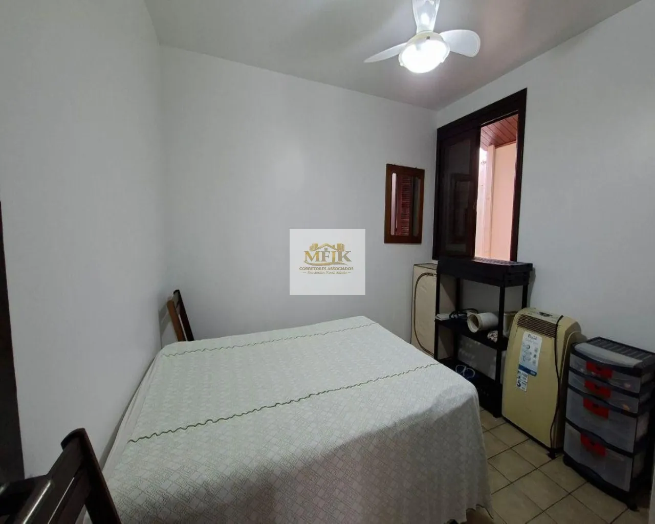 Imagem Casa com 4 quartos à venda no Atami