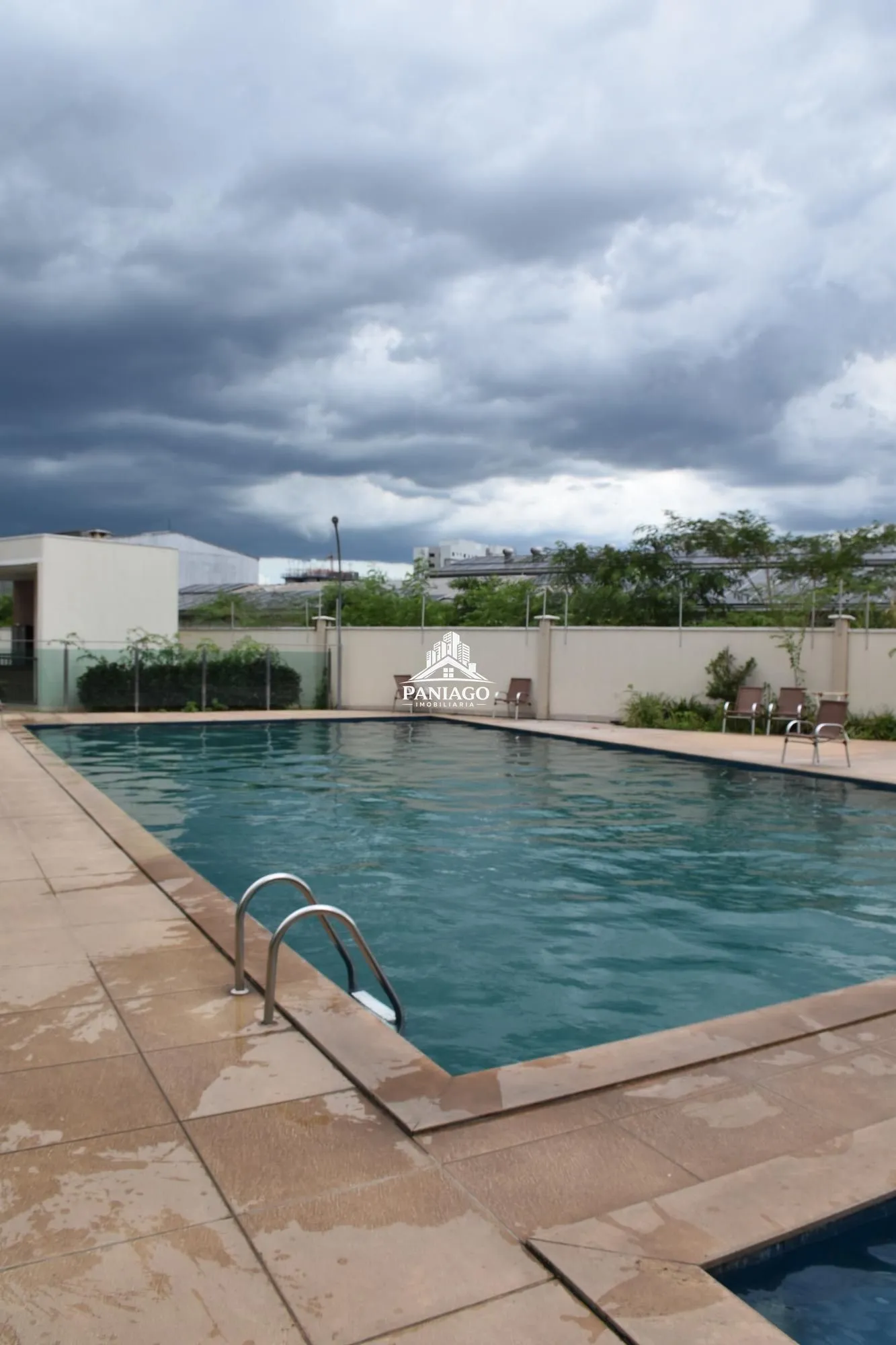 Imagem APARTAMENTO 4°ANDAR NO CONDOMINIO CHAPADA BOULEVARD -COM 2 QUARTOS, SALA,COZINHA
