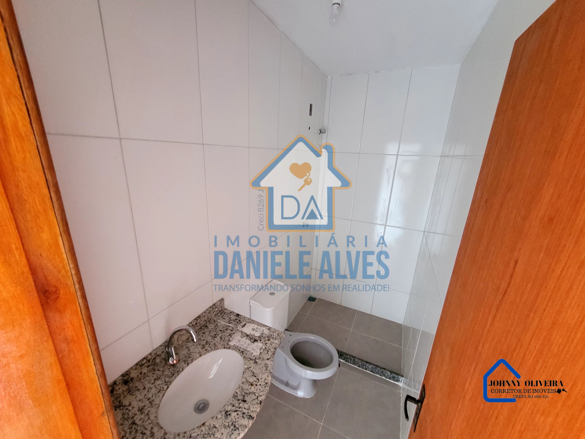 Imagem Casa com 2 Quartos à Venda, 75 metro em Jardim Alzira - Queimados