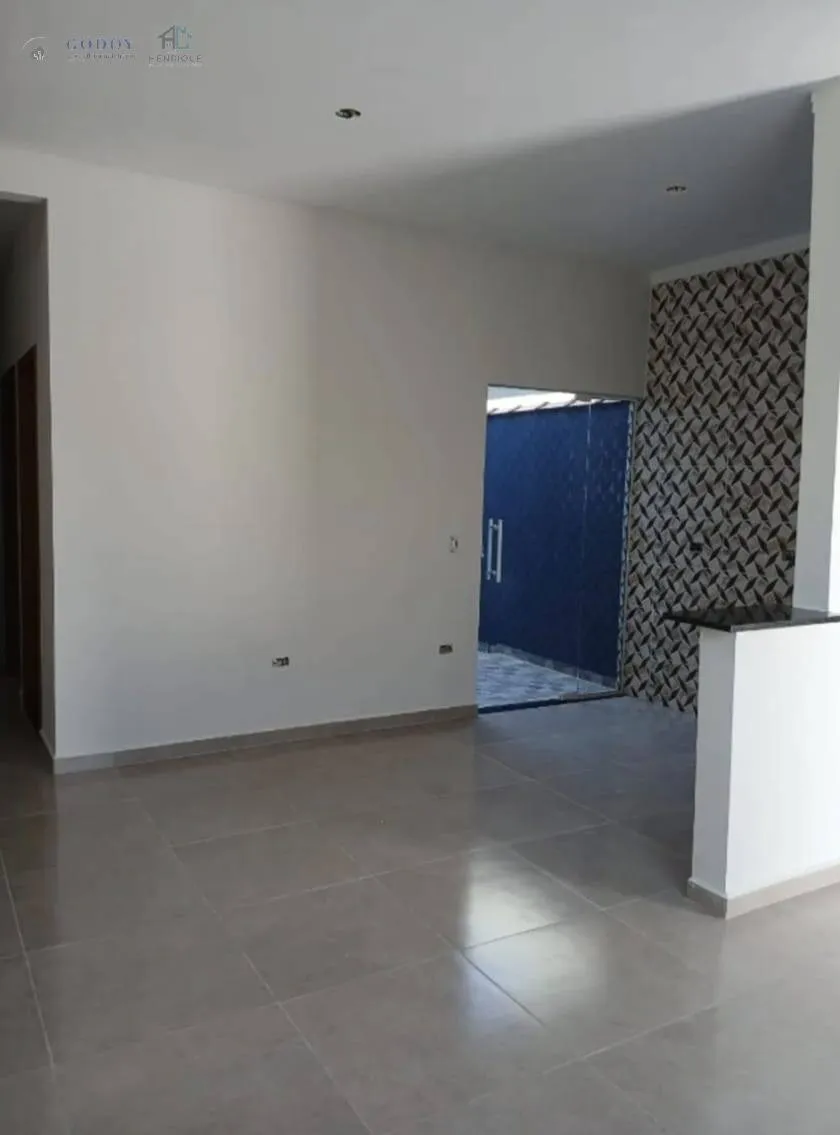 Imagem Casa à venda em Pindamonhangaba - 3 dormitórios | Casa Nova