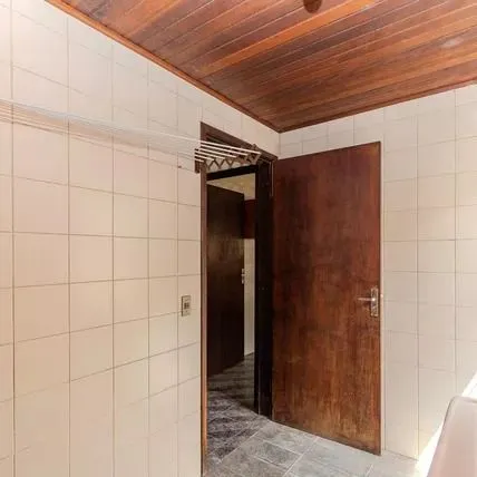 Imagem Casa à Venda na Rua da Gruta - 241,99m² - Próxima ao Hospital Divina Providência