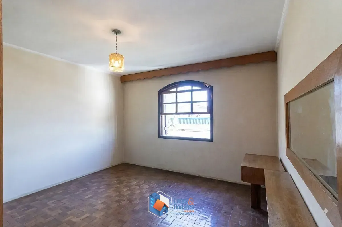 Imagem Sobrado para venda em Vila Santa Maria com 3 quartos, sendo 1 suíte, 166m²