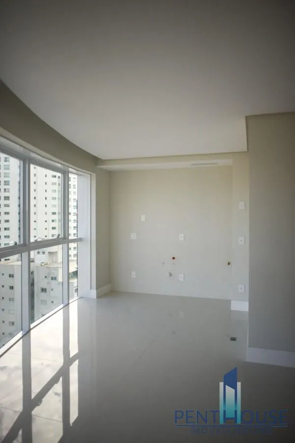 Imagem Apartamento Quadra Mar para Venda em Balneário Camboriú, CENTRO, 3 dormitórios, 3 suítes, 4 banheiros, 2 vagas