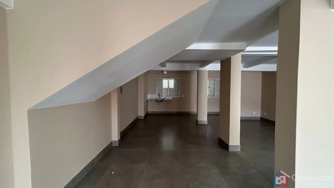 Imagem Loja para alugar, 160 m² por R$ 2.100,00 - Caramuru - Patos de Minas/MG