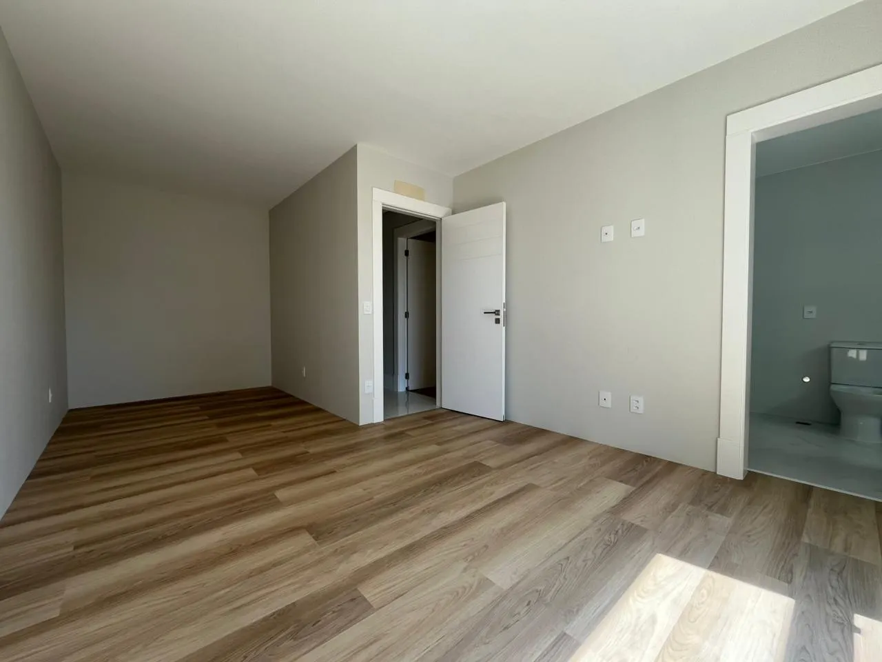 Imagem Apartamento com vista para o mar à venda com 150.06m2 por R$ 5.440.000,00