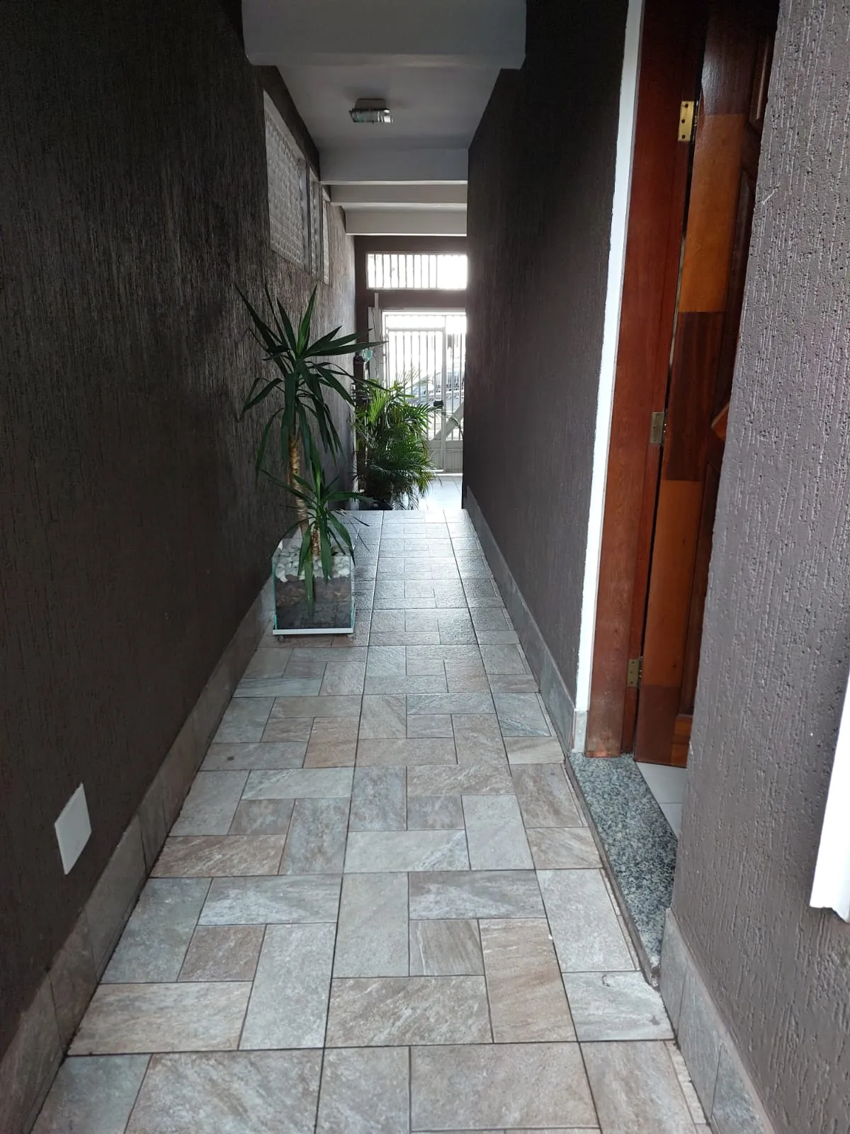 Imagem Sobrado a venda com 3 dorms sendo 1 suíte - Vila Arriete