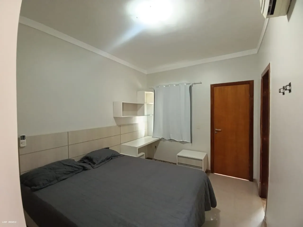 Imagem Casa para Venda em Fortaleza, Jóquei Clube, 4 dormitórios, 3 suítes, 4 banheiros, 6 vagas