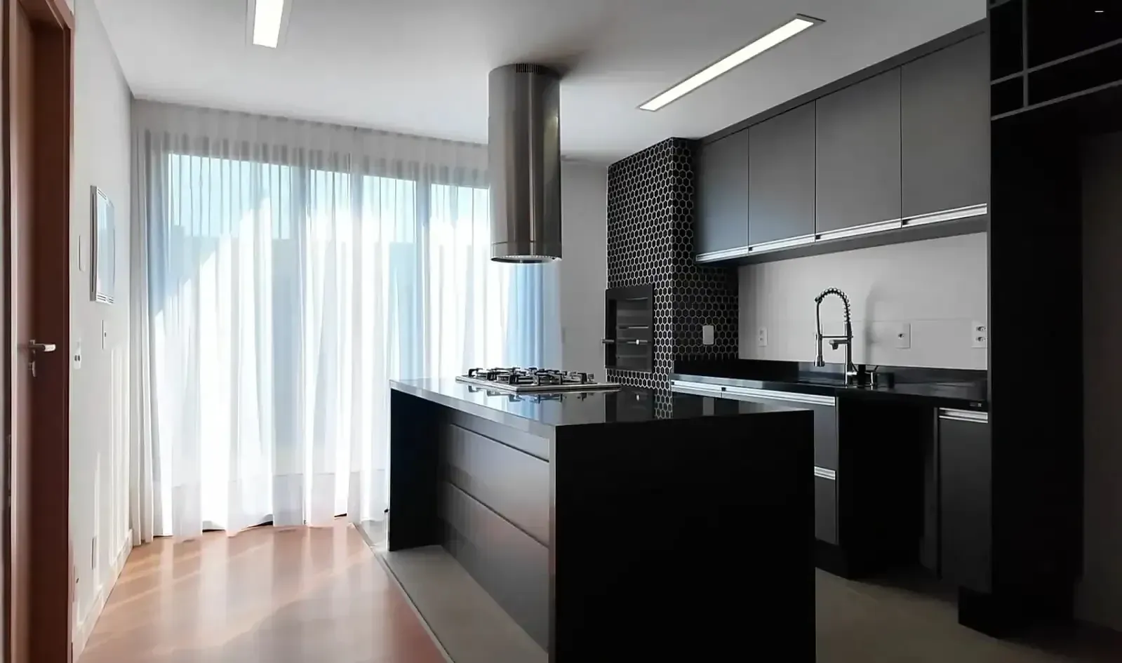 Imagem Casa de Condomínio com 3 Quartos à Venda, 134 m² em Santa Cândida - Curitiba