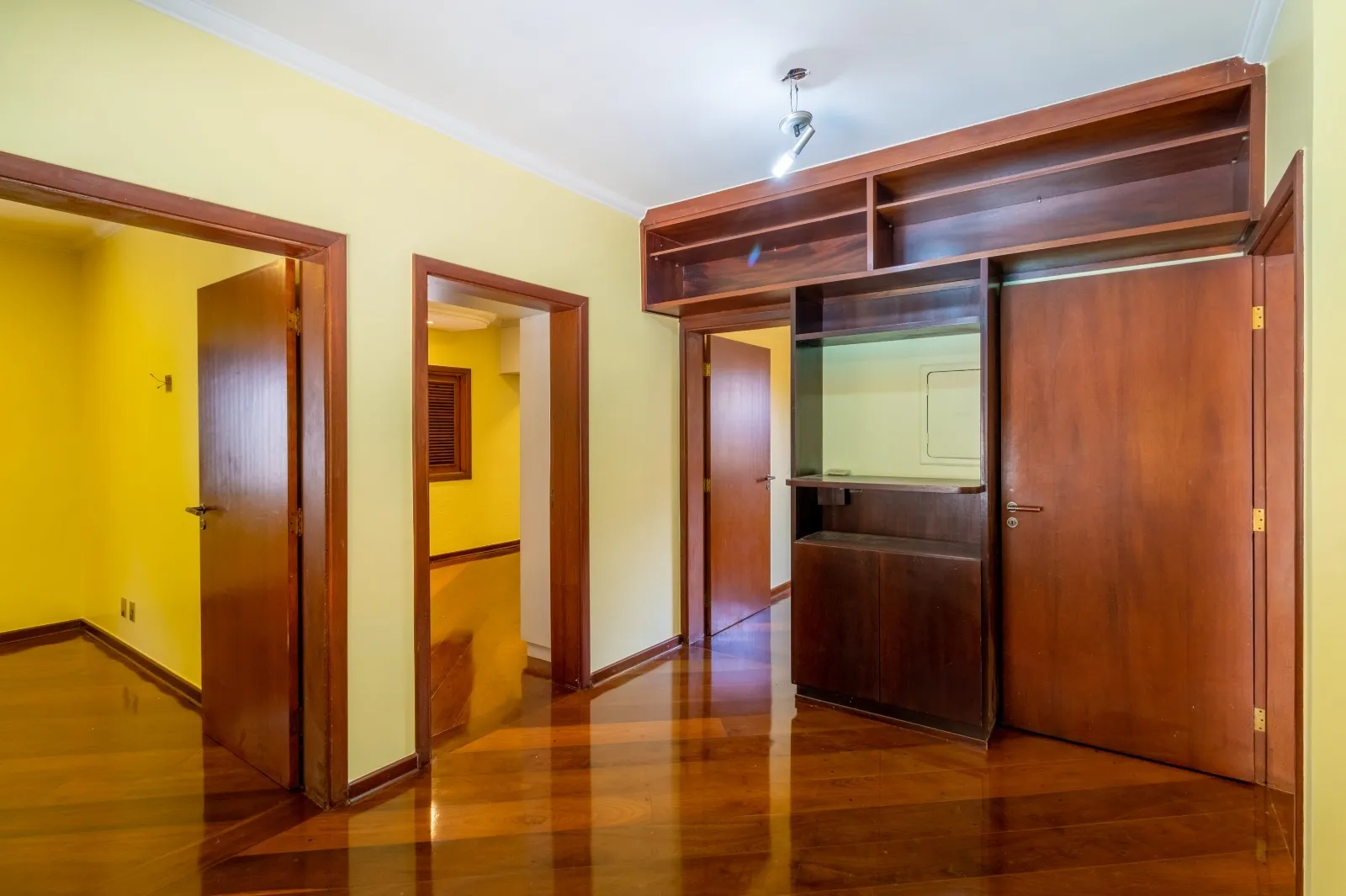 Imagem CASA ALTO PADRÃO PARQUE CAMPOLIM