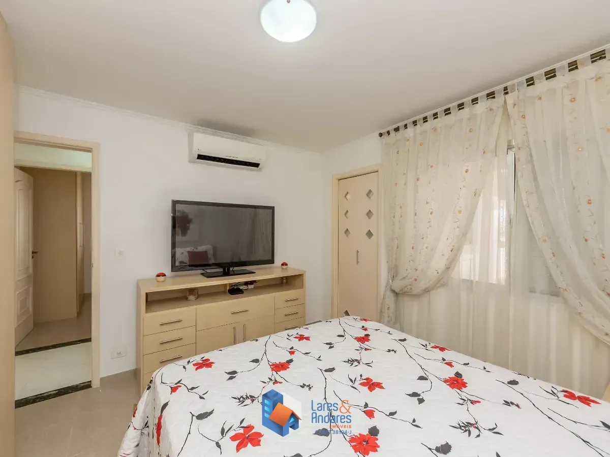 Imagem Casa para venda em Imirim com 2 quartos, sendo 1 suíte, 219m²
