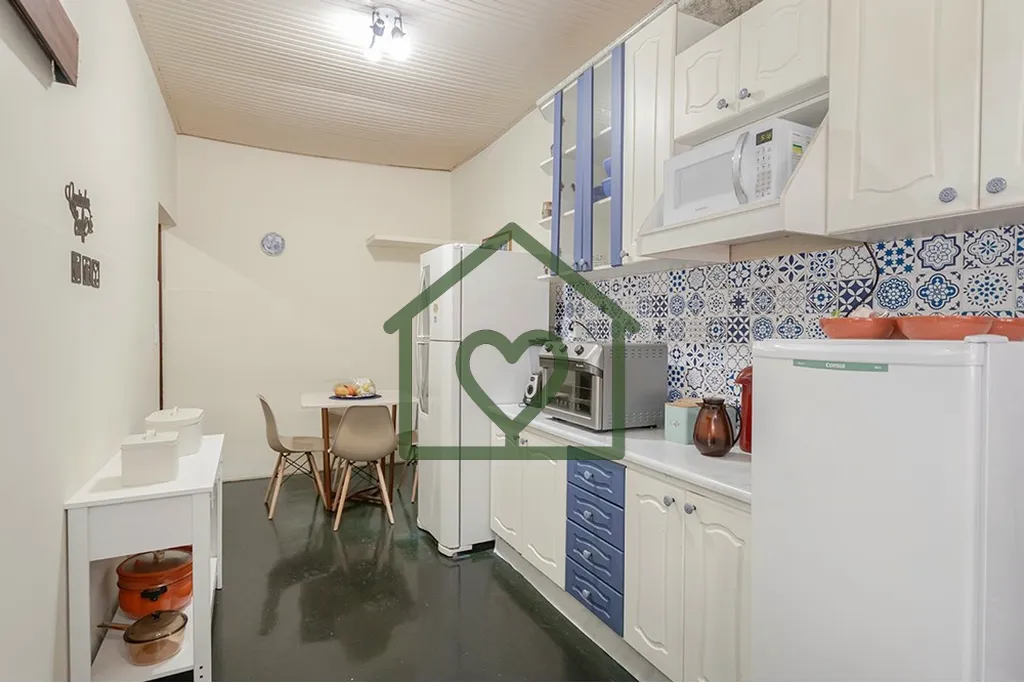 Imagem Casa no bairro Passo D?Areia, Porto Alegre, ideal para quem busca conforto, espaço e estilo. Reform...