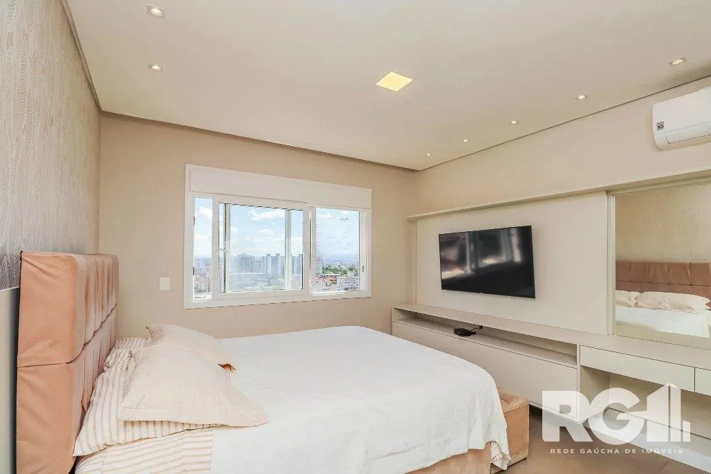 Imagem Apartamento com 3 Dormitórios, Suíte e Vaga Dupla - Andar Alto