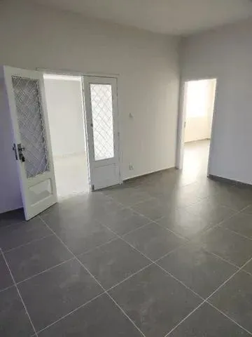 Imagem Comercial à venda 4 Quartos, 3 Suites, 2 Vagas, 300M², Vila Paraíba, Guaratinguetá - SP