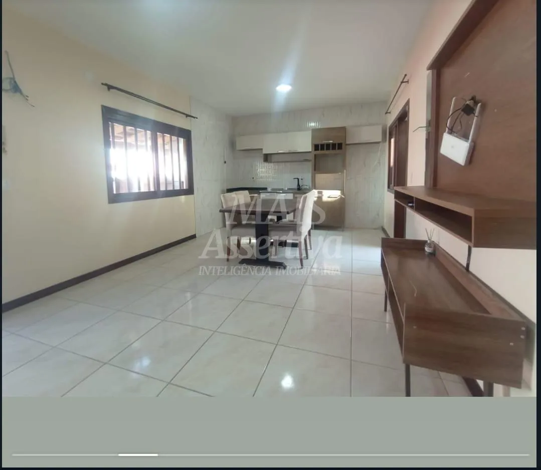 Imagem Ótima casa semi mobiliada à venda em Imbé/RS - 3 dormitórios
