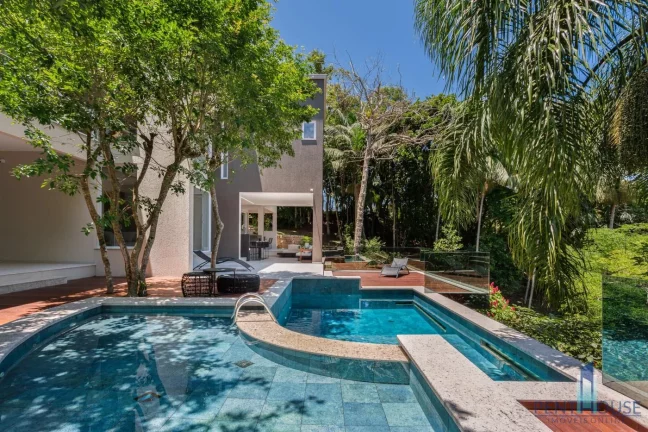 Imagem Casa para Venda em Balneário Camboriú, BARRA, 4 dormitórios, 4 suítes, 5 banheiros, 4 vagas