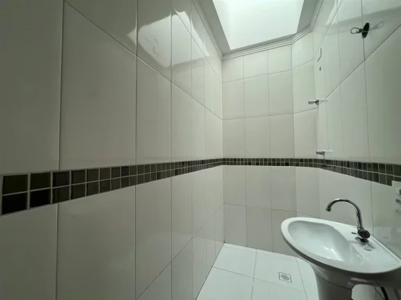 Imagem Casa de Condomínio com 2 dorms, Tude Bastos, Praia Grande - R$ 330 mil, Cod: 1814