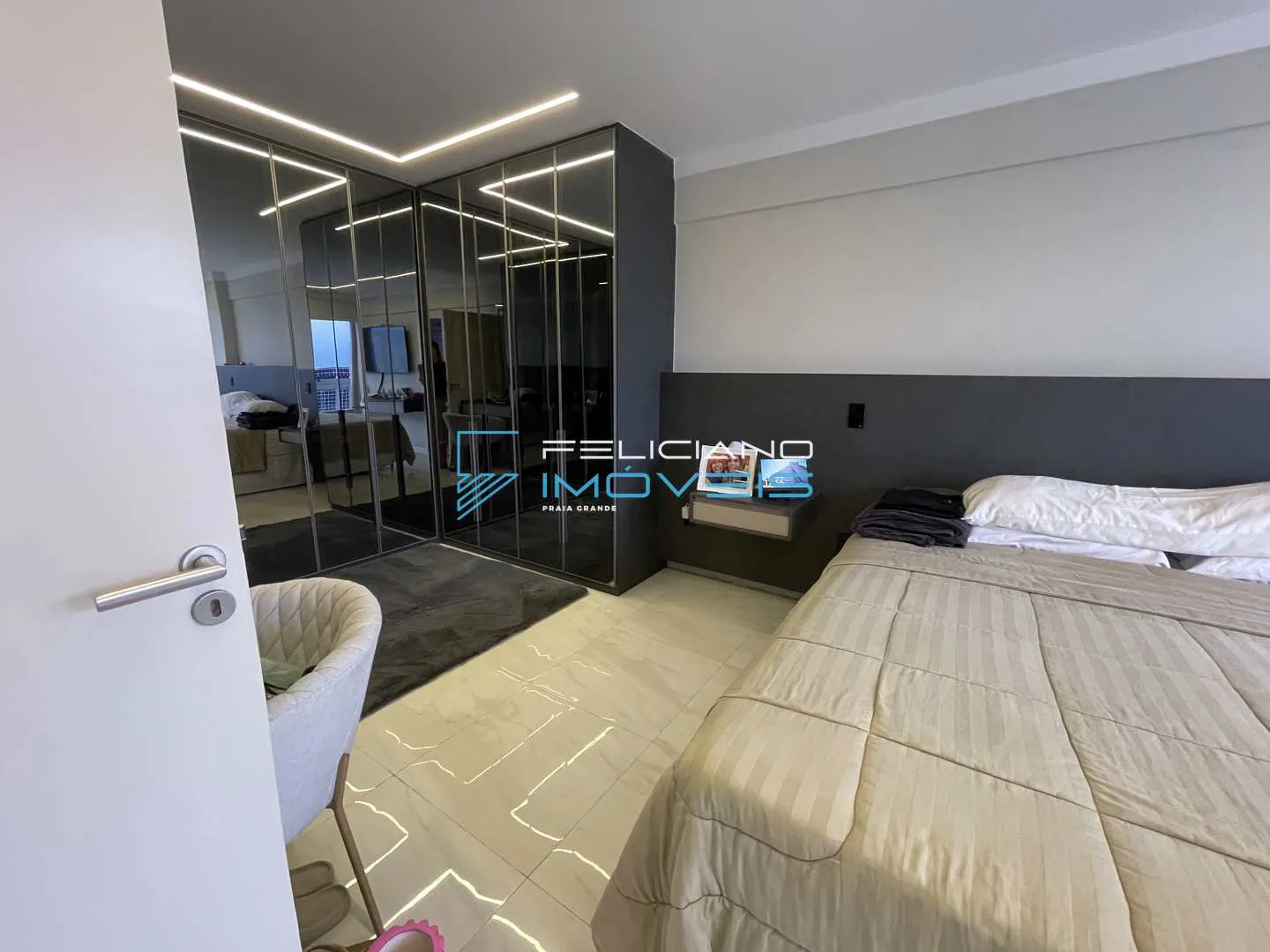 Imagem Apartamento com 3 quartos, Tupi, Praia Grande - R$ 1.3 mi, Cod: 7369