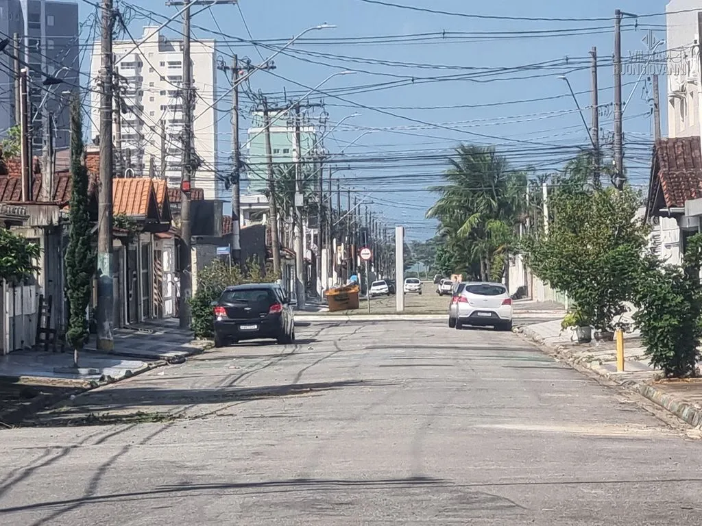 Imagem CASA A VENDA NO VILA CAIÇARA PRAIA GRANDE, ABAIXO DO VALOR DE MERCADO