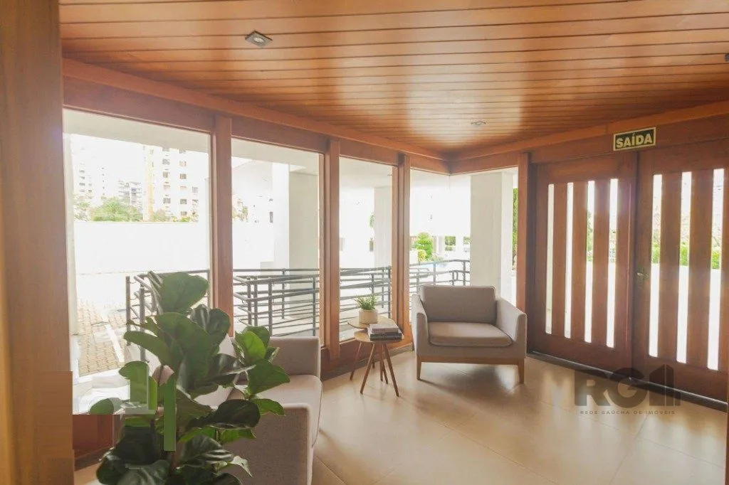 Imagem Vende-se amplo apartamento 3 quartos com suíte, sacada e 2 vagas - 112m² - Chácara das Pedras