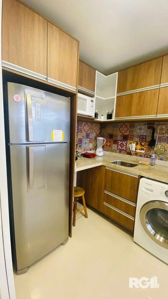 Imagem APARTAMENTO SEMI-MOBILIADO NO BAIRRO FLORESTA